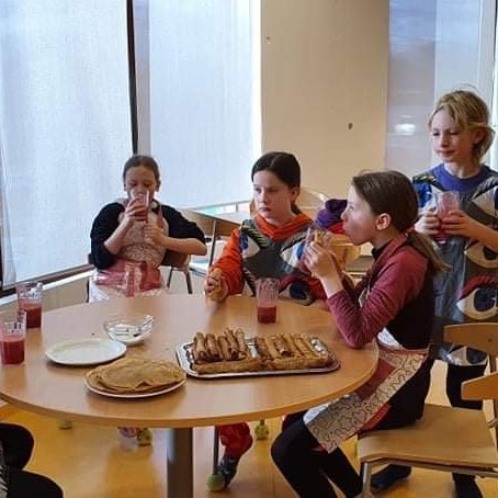 63ffe996-e627-494a-a1e2-1527a7ea7f9c