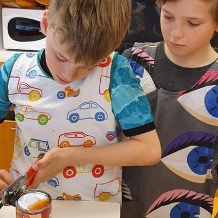 8c838086-ba18-424d-8fd9-4fe0b52fb947