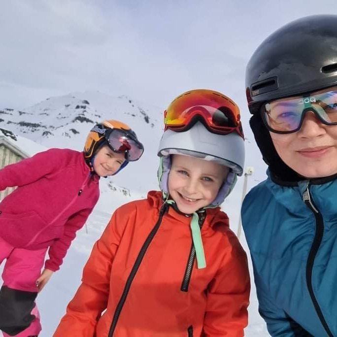 c08d76fe-57bf-48c2-99db-6333960884e0