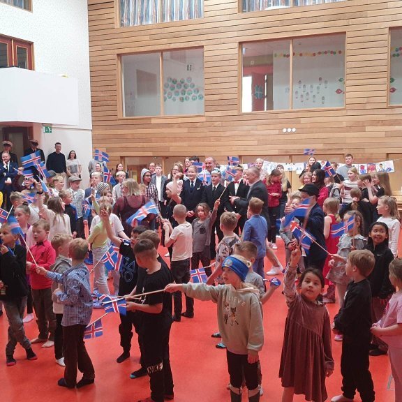 345864183_766371335142050_6978973634069172740_n