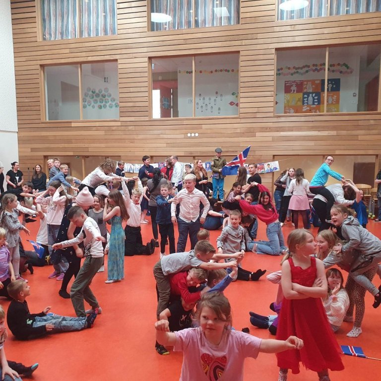 346025926_793285795672202_382677754605273371_n