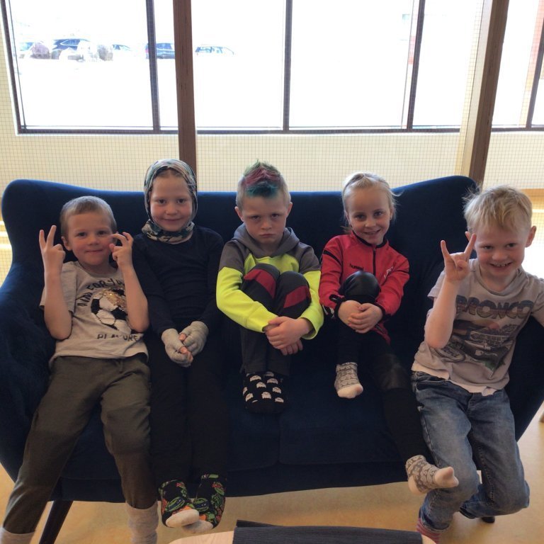 d3b2344a-b76b-42e5-8d6e-0a4bbce0e383