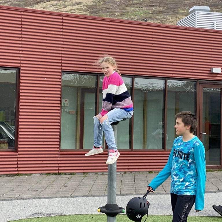 09d07db5-2d49-43c7-8924-4ce5ee3495e6