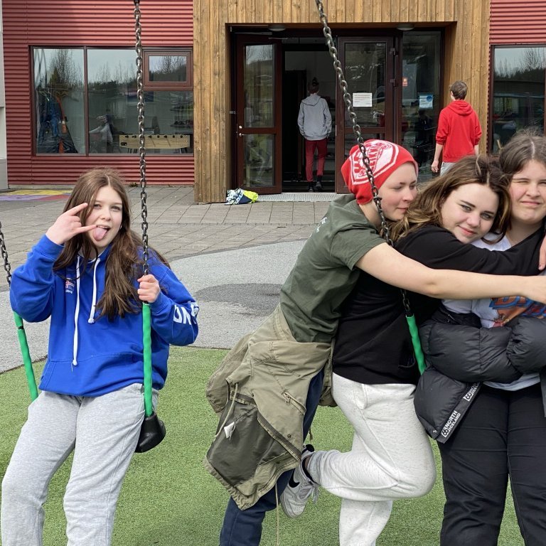 a226d4d1-e003-4435-9278-6a1cd11141f0