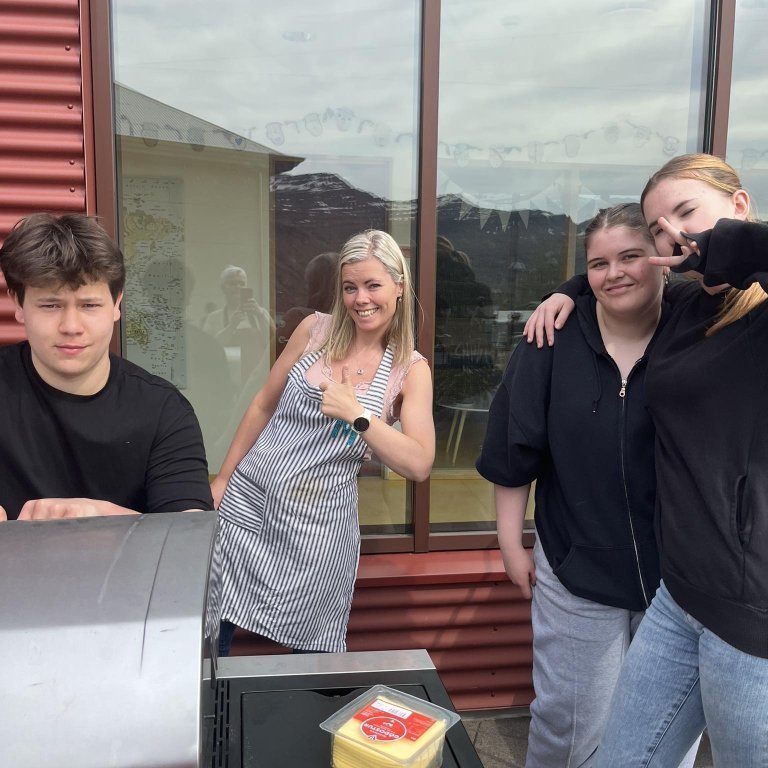 348379767_804567394353313_361593355077820164_n