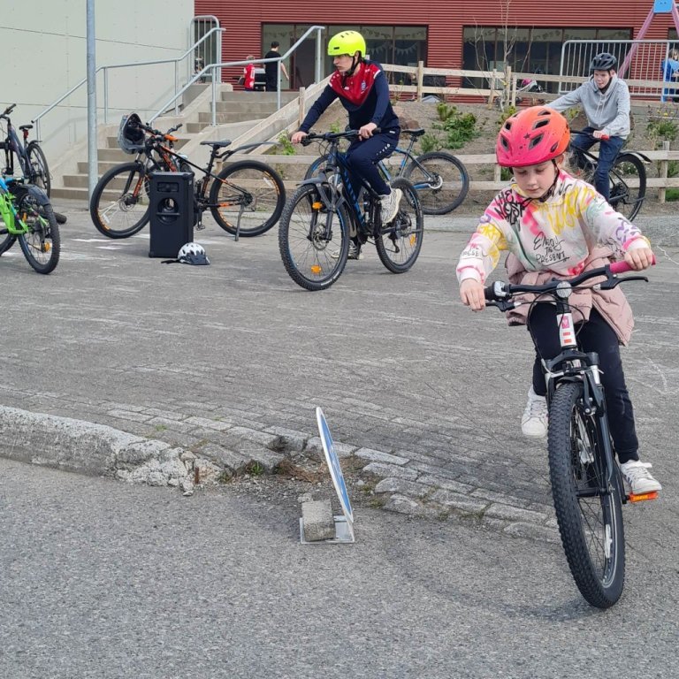 349216365_215625647459273_6923009064543474861_n