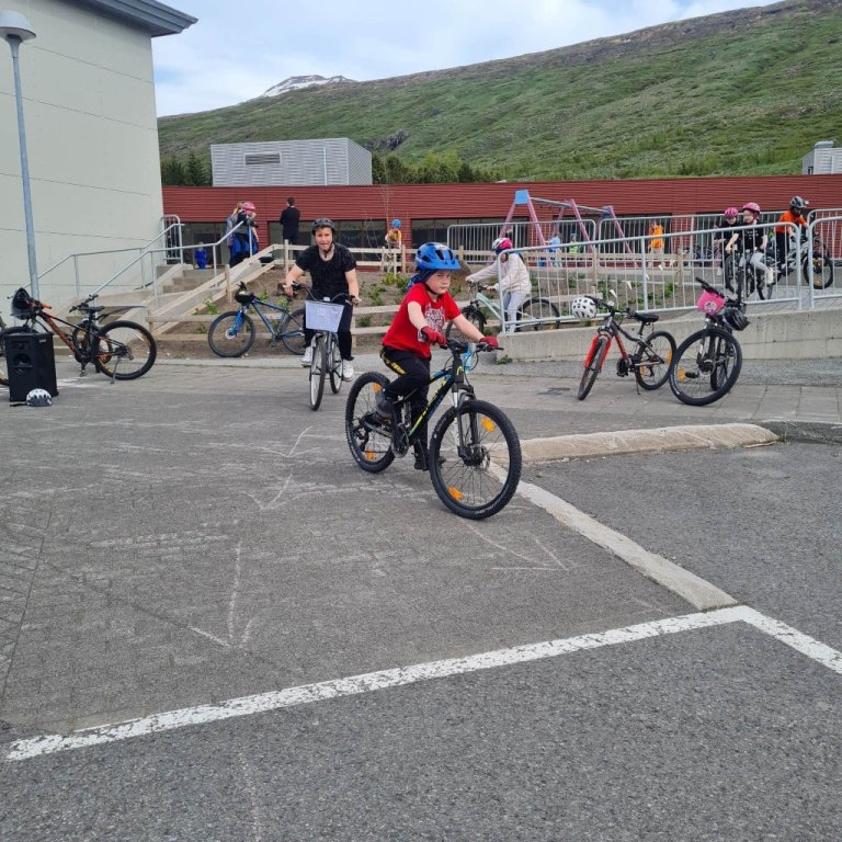 350808465_492196063063027_5717713755819258707_n