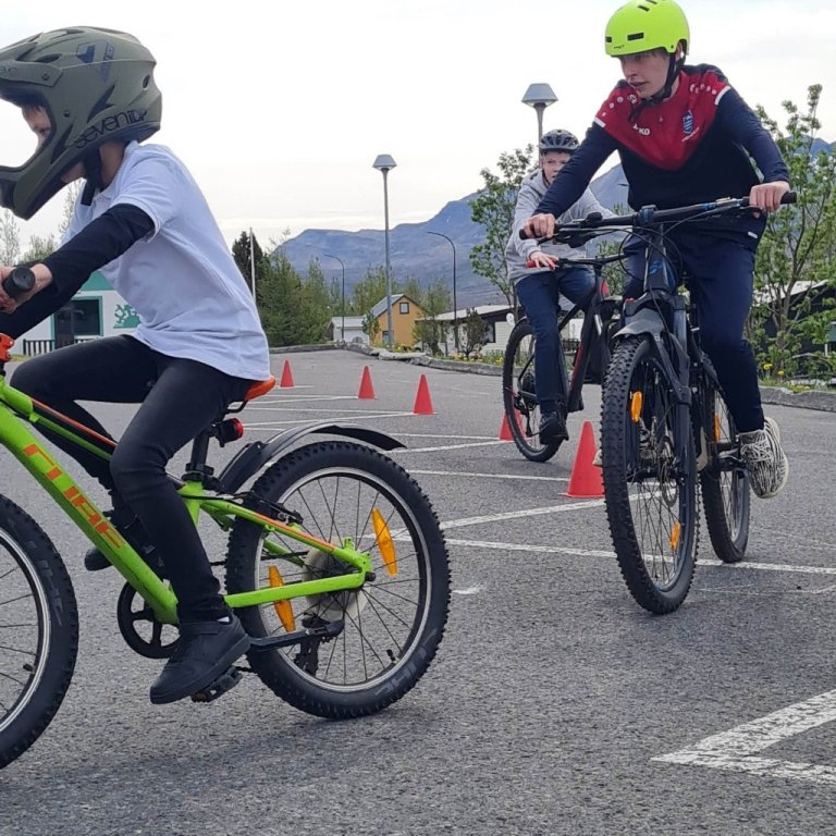 351292633_1693658511086770_6016888862252440001_n