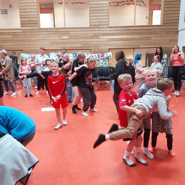 351297144_204128905902403_953123193585039428_n