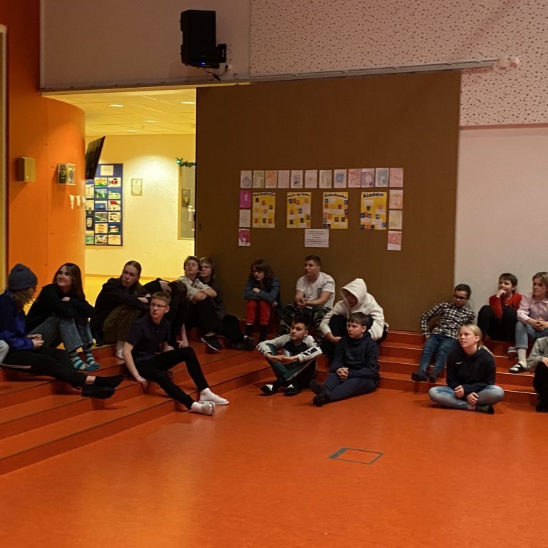 0b71b01b-9344-4be8-bd99-a4a3a1e63804