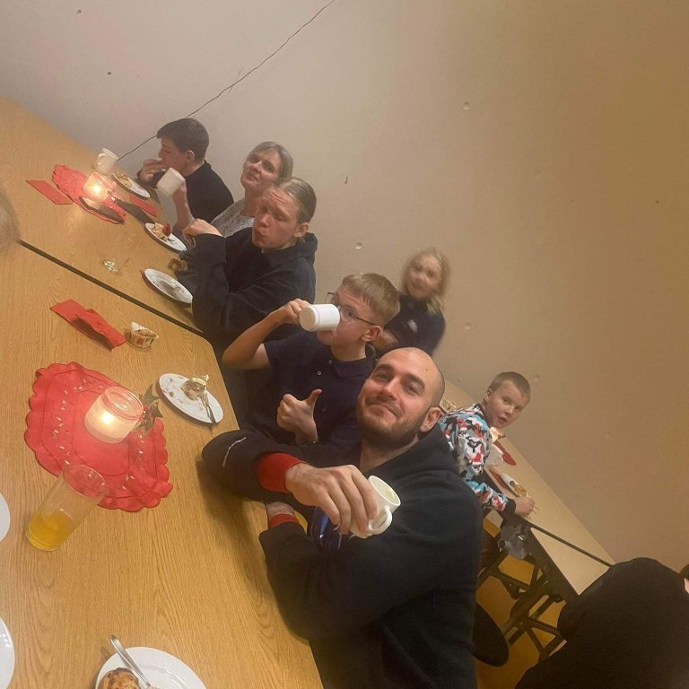 0d89b517-9f04-46fa-a747-c25edab6e72c