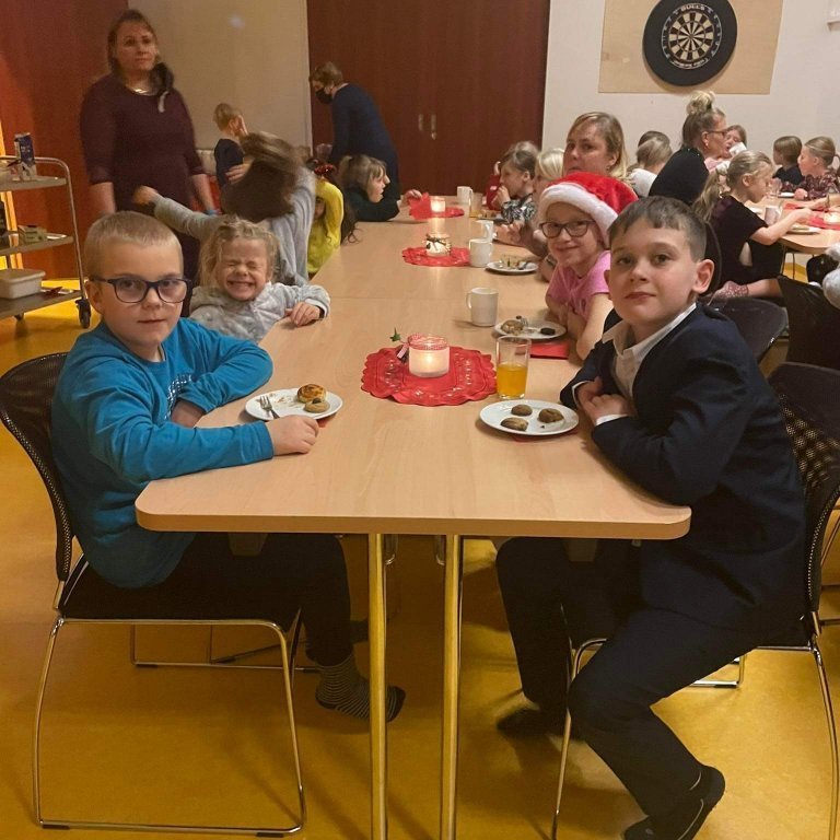 0e0380be-02ef-433d-a83d-e61291afe1b9