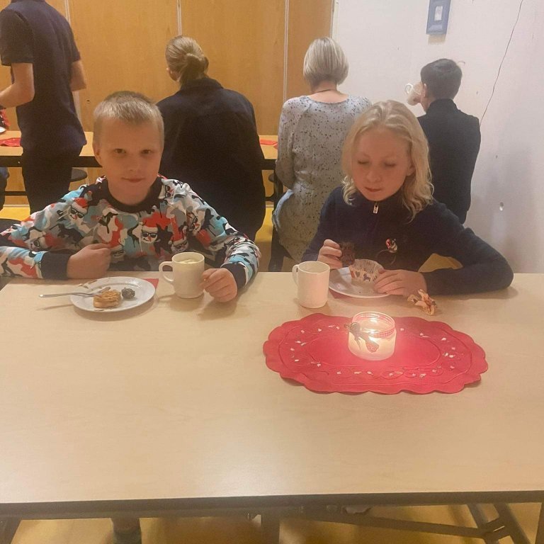 53c01b0f-1ece-4d27-b4f9-3bd3eedaf9a4