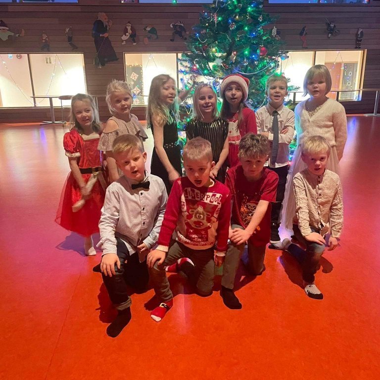 8e40a273-313a-4b79-9541-b7bf4c6b4b0a