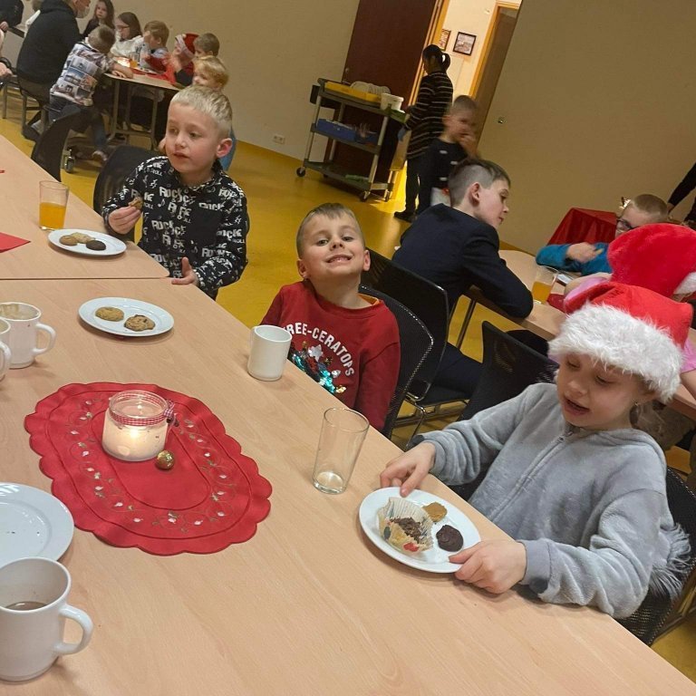 9edf4f7c-444d-4e32-af0a-2272759ba50d