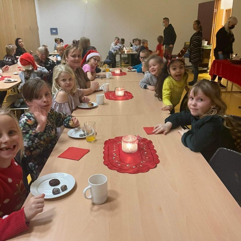 b40428a9-cbfd-47ca-acbf-bc2e5db66069