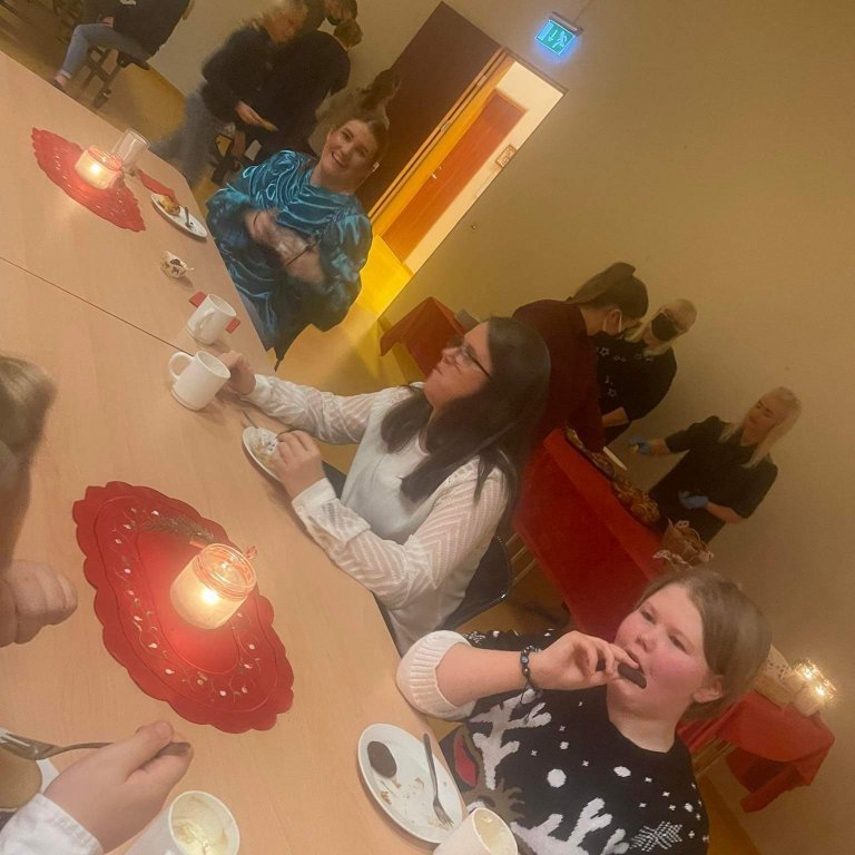 ccdf08d7-22d4-42f7-9774-7fb414a968f1