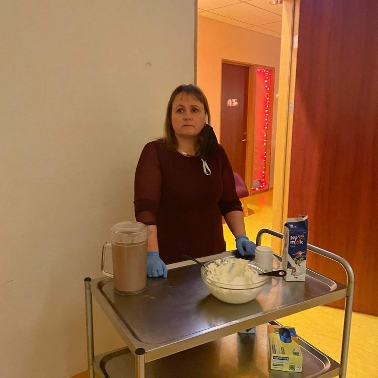 e6e8377e-41d5-4eb5-9c9d-e84e6c85b23e