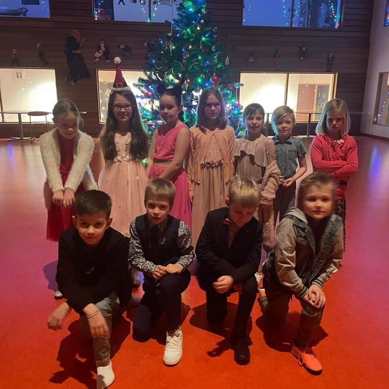 fa0b69dc-09aa-4cc4-938f-ed070c2b4fe3