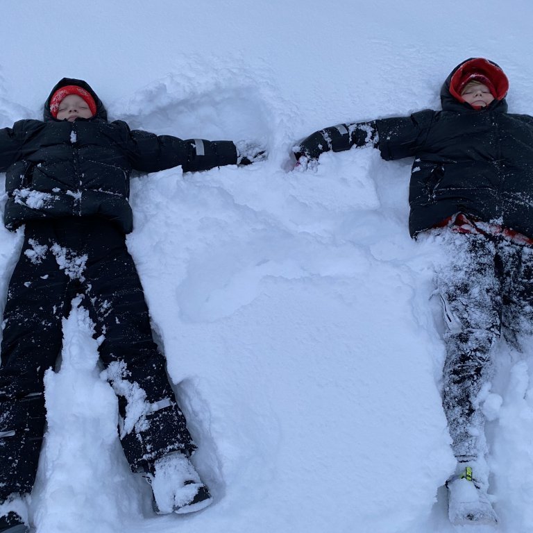 86a332b6-f049-4bf2-a67b-dc8481c5daa1