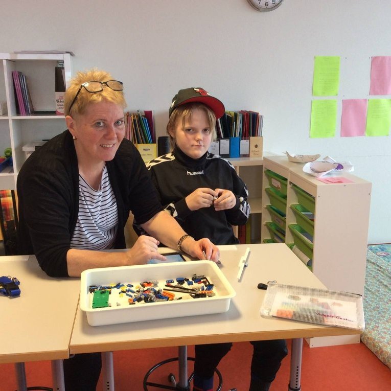 41061159_10216872154905691_2850568209512267776_n