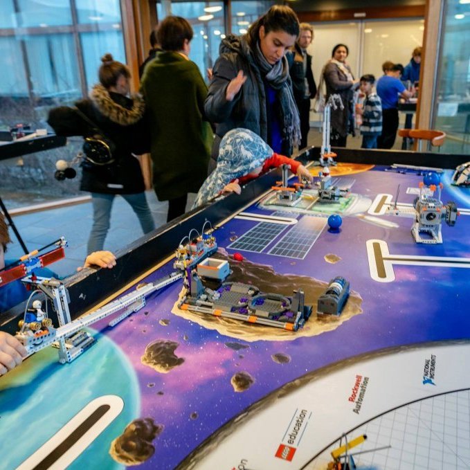 45837027_1925744184148073_3066457528079482880_o