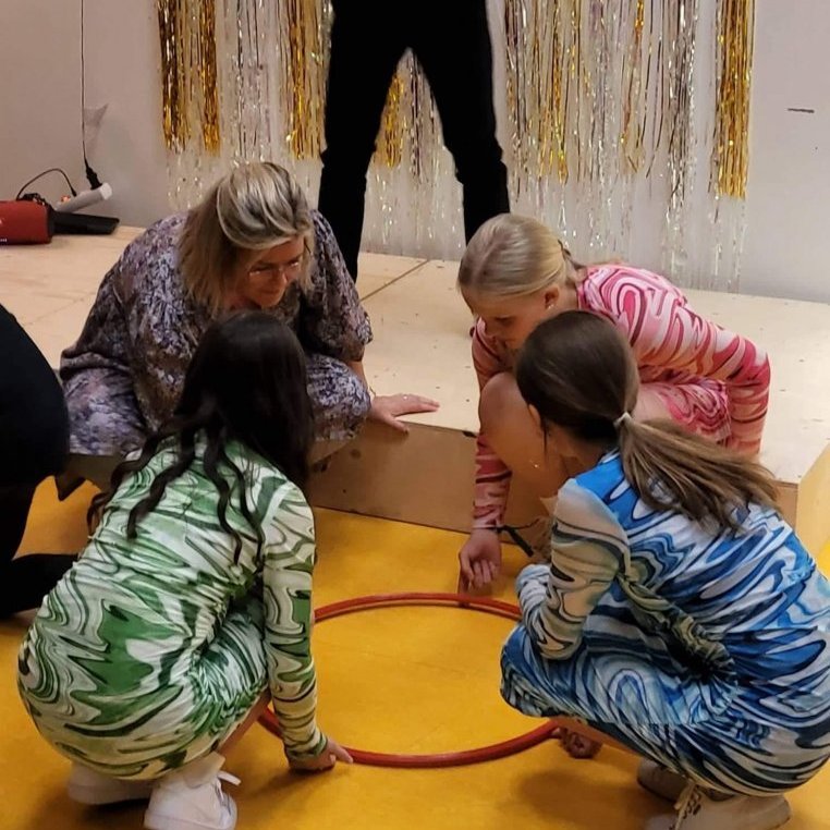 e9574ae3-ae77-4e82-9e3b-af44f2b780eb