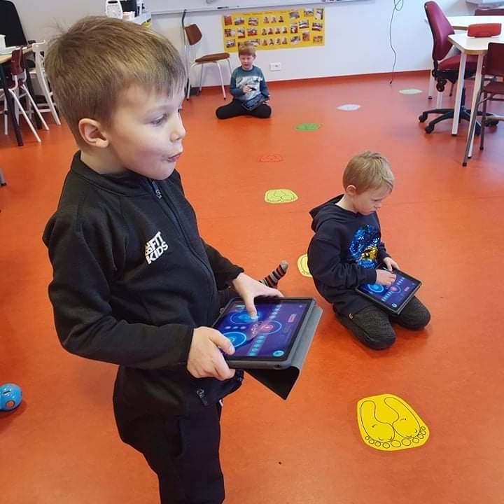 55a2b2fd-eaad-4a58-add8-ac68ad5f123b