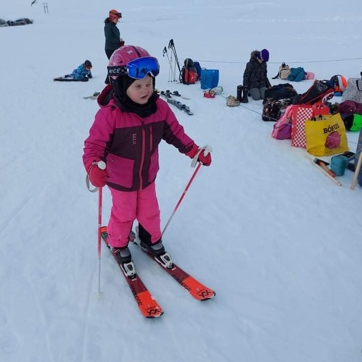 a19b8bd2-7ee7-497c-bde9-bd35c74c4721