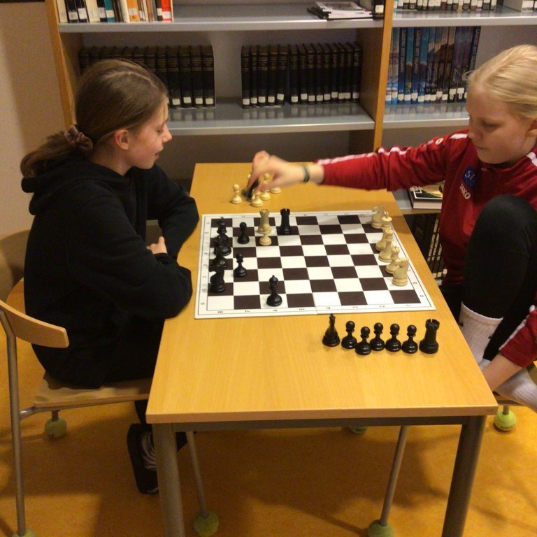 d3e8480e-b010-4de0-b893-8b2057df3884