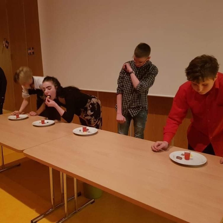 db4ef2e2-54ea-4a20-bc03-ed4b2c781e52