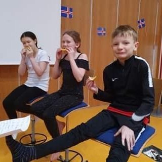 eaab2f41-90dd-4c4a-a90f-4dab1a2814c6