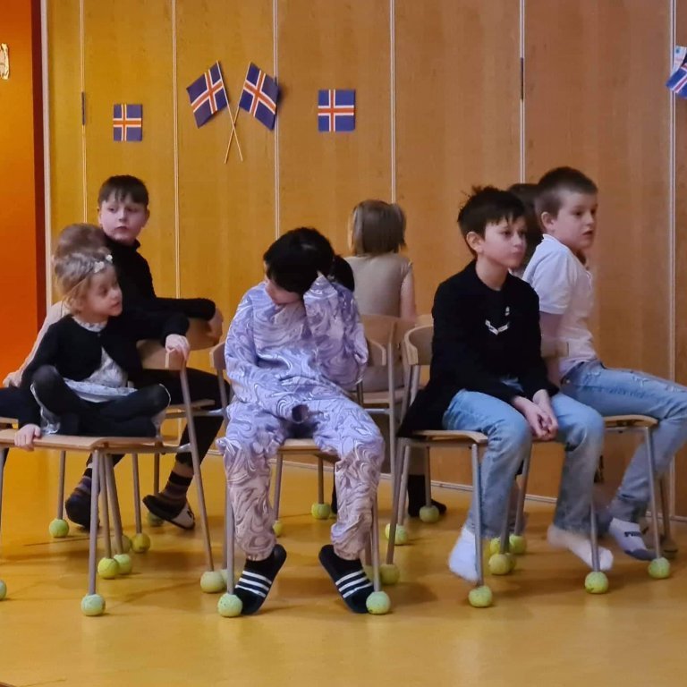 537fd29b-b6a3-4077-bdd4-43f7e6d3296f