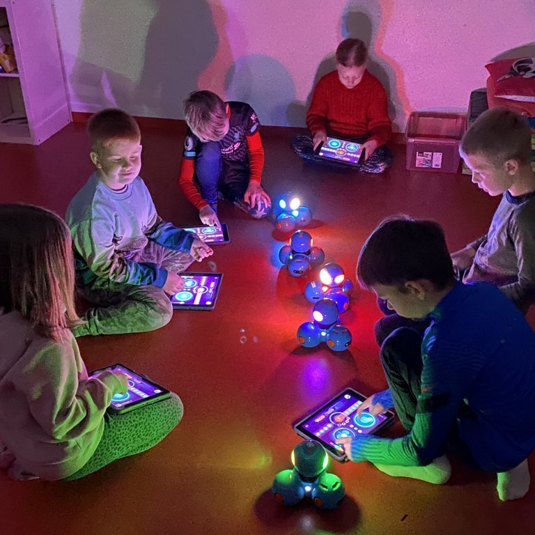 1ef6e284-18cf-4dbc-887b-11faf4ff131a