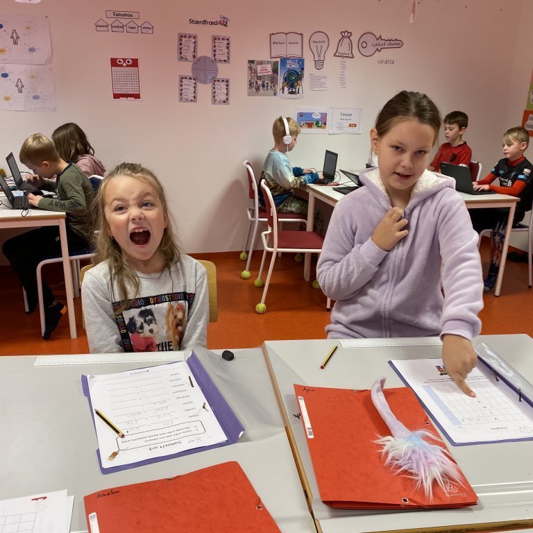 411fe92f-cdff-42e4-8b39-f90ec702c64b