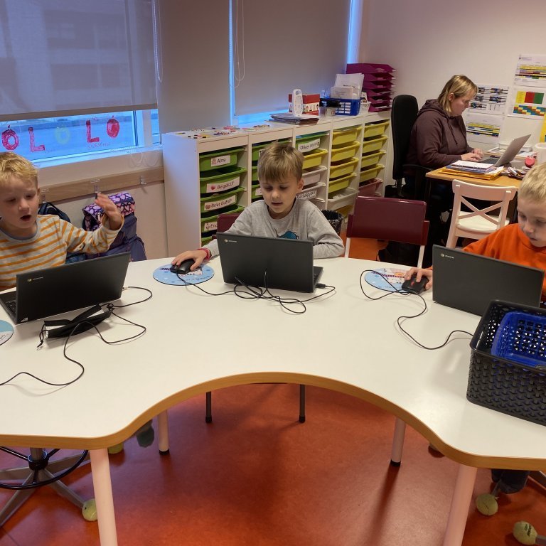 688f7fbb-8e3c-46db-82f7-457aa4c7cc76