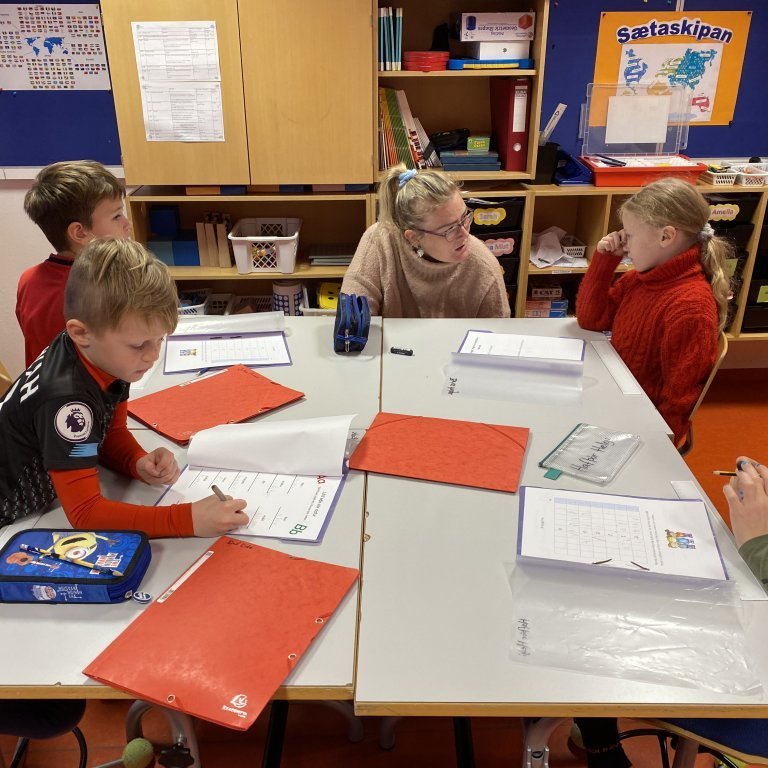 69d7d344-59df-41d5-b1b2-e0e2e785d48e