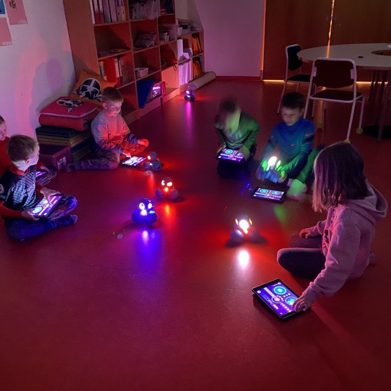 8b866c4c-283b-473f-aeac-722f3b5978bb