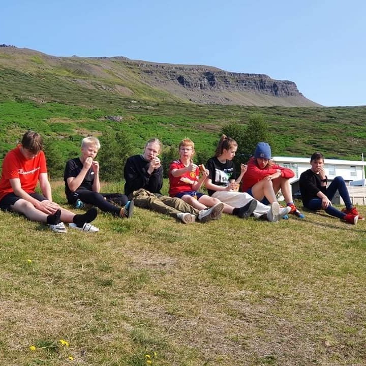 0025a960-84e6-4012-a28f-ecfd92f8c26a