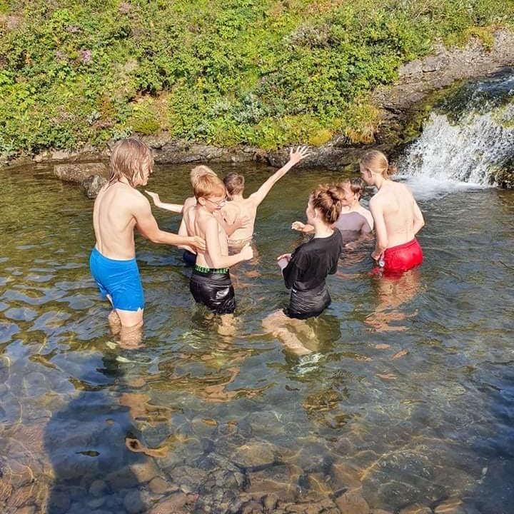 0078402f-6d61-4c7b-a3a6-f61f6845ec3c