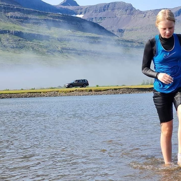 37e010e2-b44f-4c12-a32f-b4715c6716ba