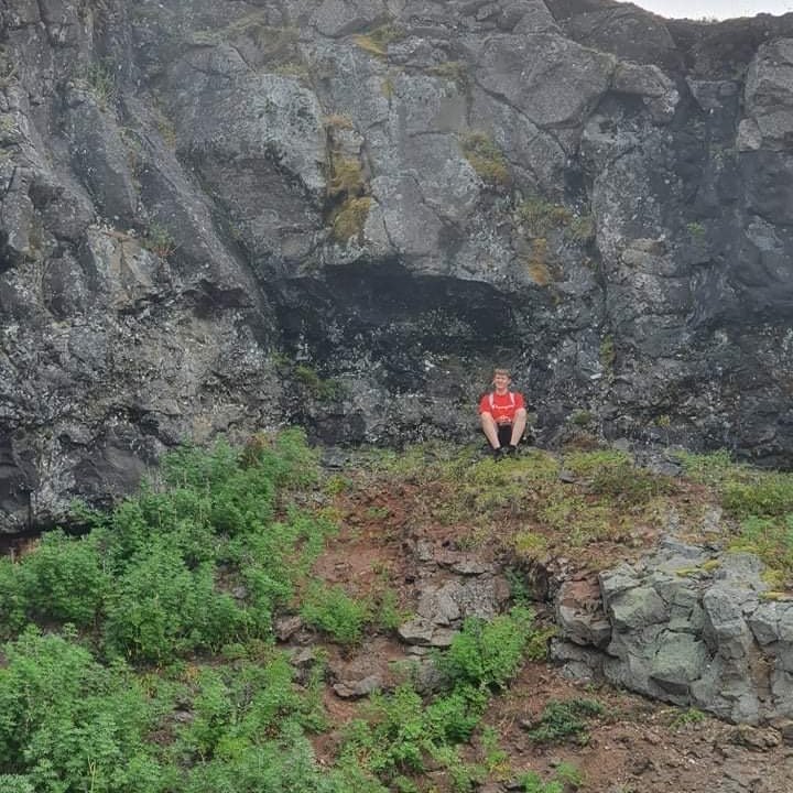 3ee2ff8f-ebfb-40c2-a6a8-1861b75f7108