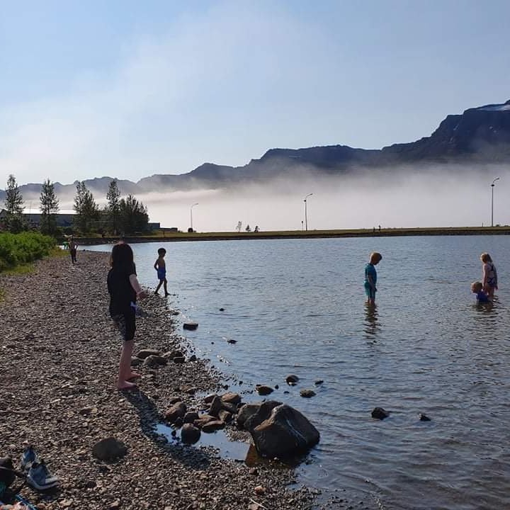 69597f3c-c883-428b-895b-4a747f77c8cf