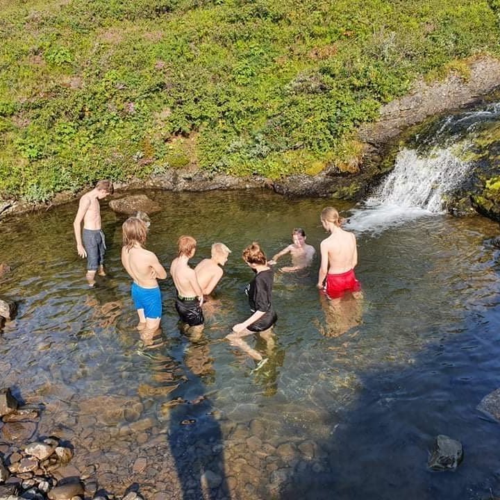 83f03066-f334-481a-a565-bc2951d786a5