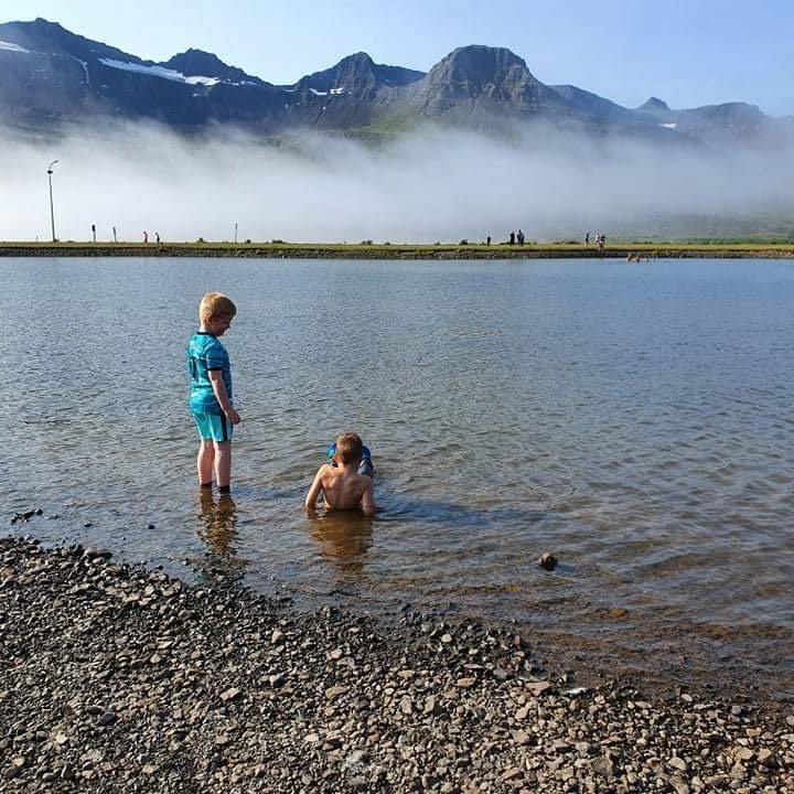 9e072b65-465a-4b0f-b021-2d1a2570ee7b