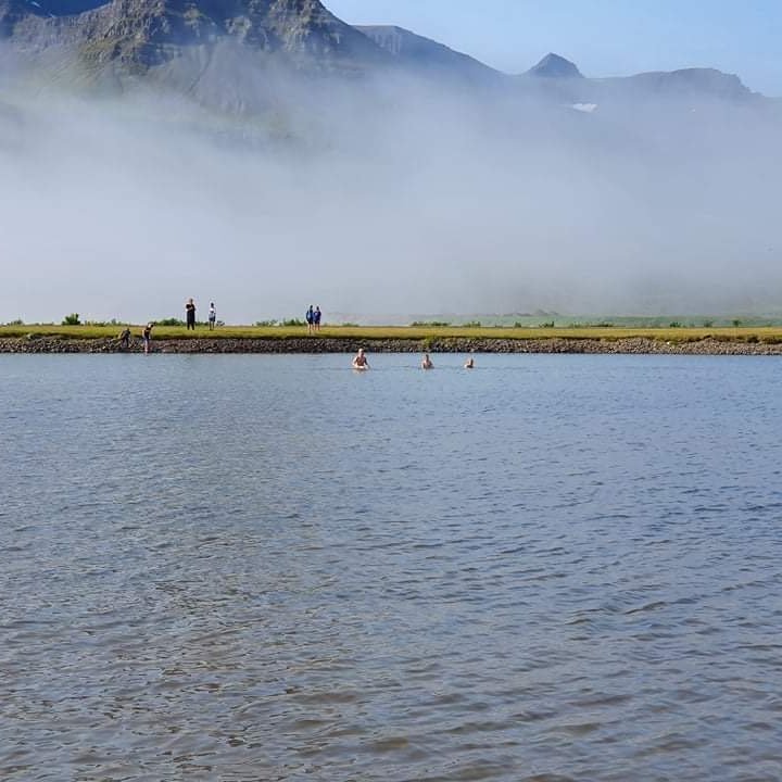 f8d8ea24-3045-4958-9d60-d044b51b160e