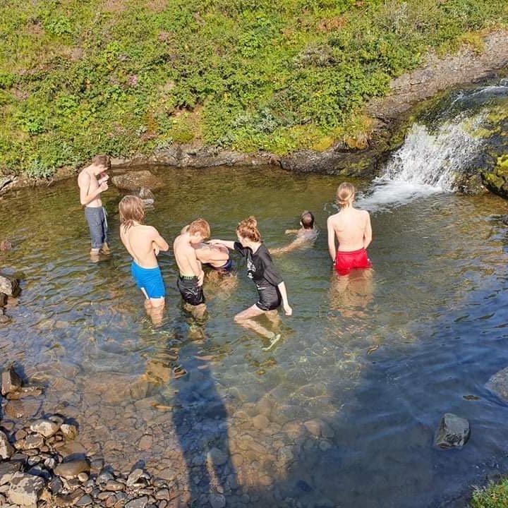 fd6d76f4-6a49-4911-adaf-e49a4cb8f58f