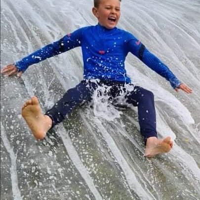 09b24a9d-3560-4cb7-86b1-abe972a3012c