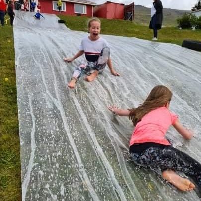 390dc669-ed2b-49a7-9111-09072b66786f