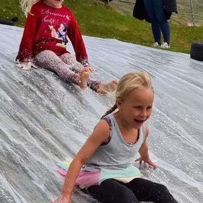 e9da2d5d-303c-4e9d-8faf-c72959dd0ca8